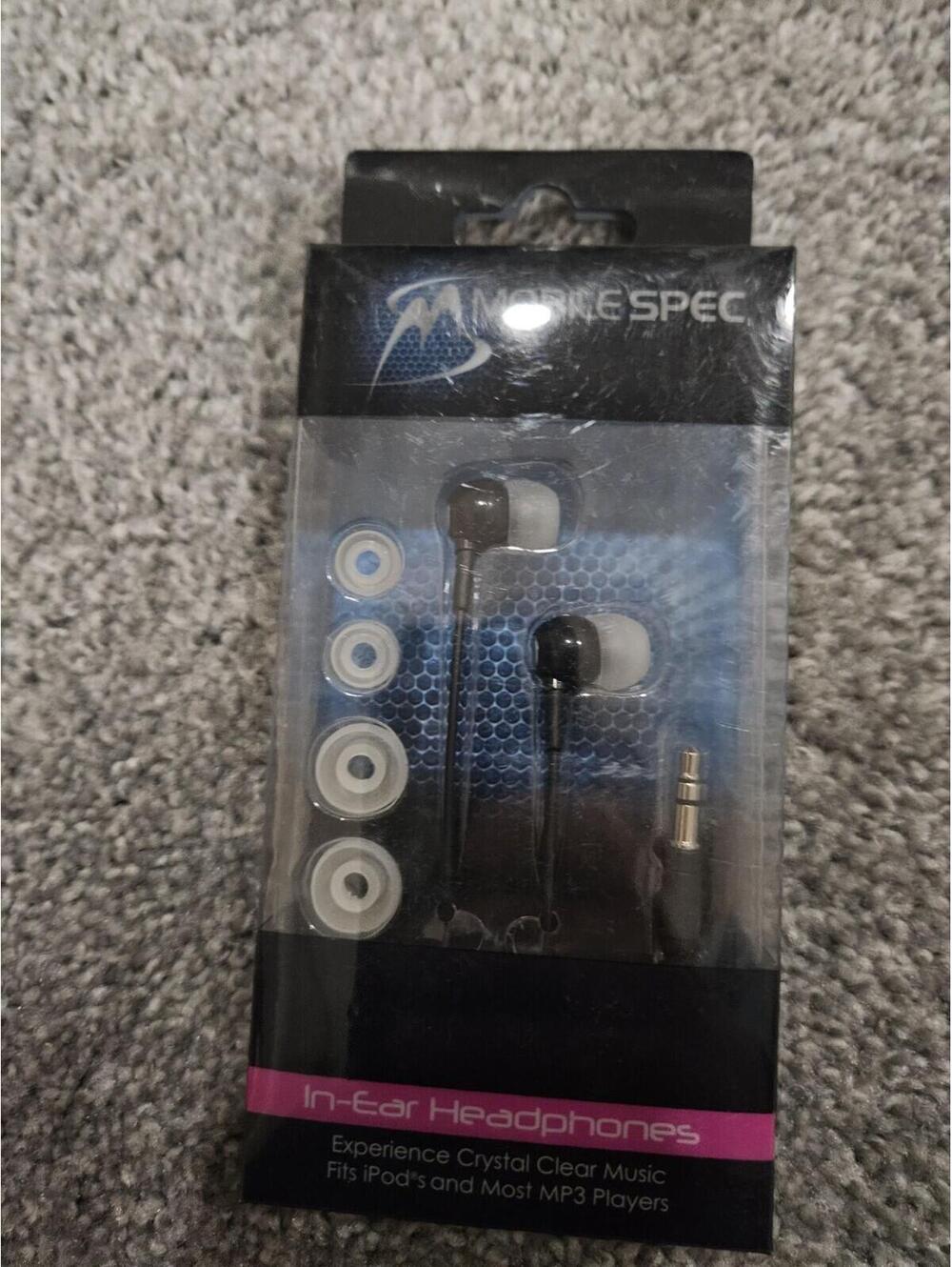 MobileSpec Wired Earbuds Black And White